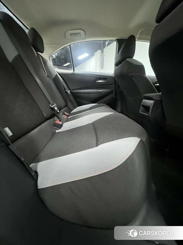Toyota Corolla id 4263421 из Китая 7