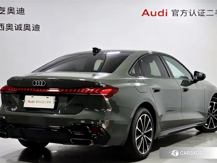 Audi A5L id 4674506 из Китая 7