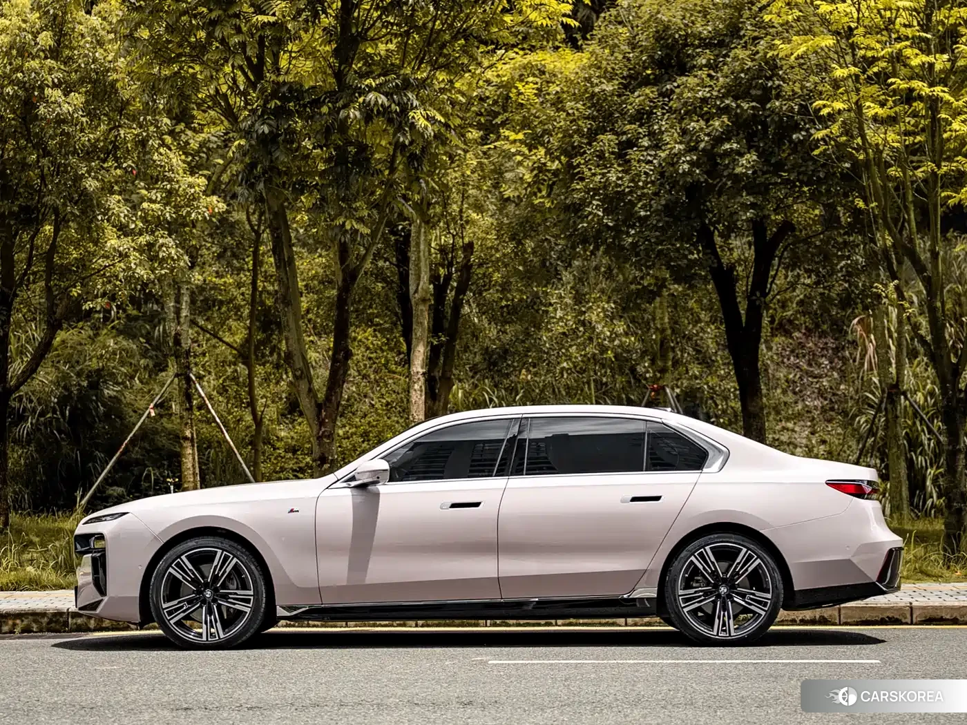 BMW 7 series id 4577697 из Китая 7