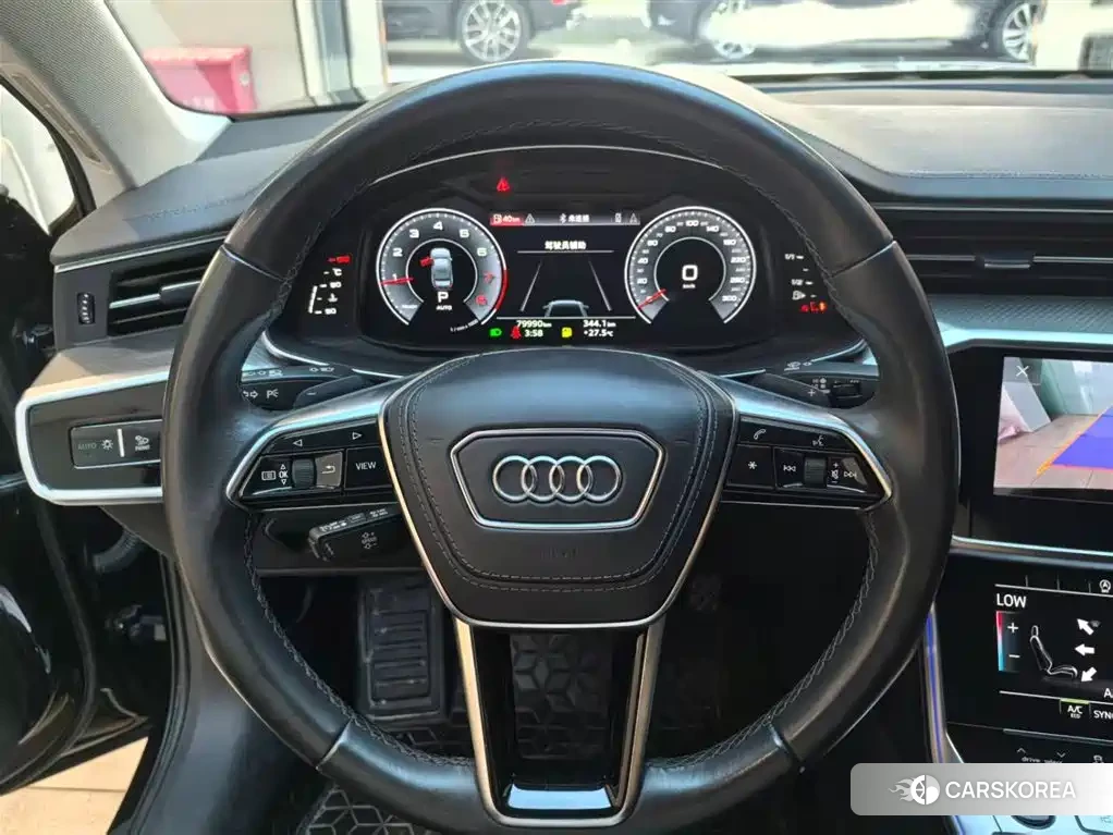 Audi A6L id 4515318 из Китая 7