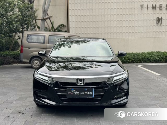 Honda Accord id 3857898 из Китая 7