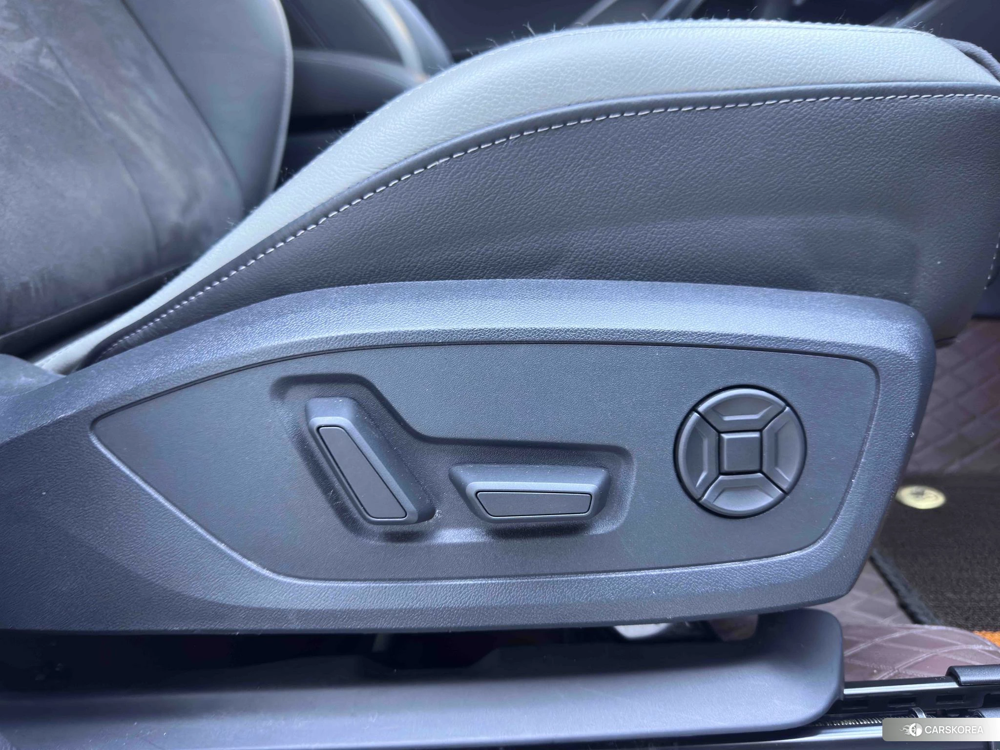 Audi Q3 id 4467643 из Китая 7