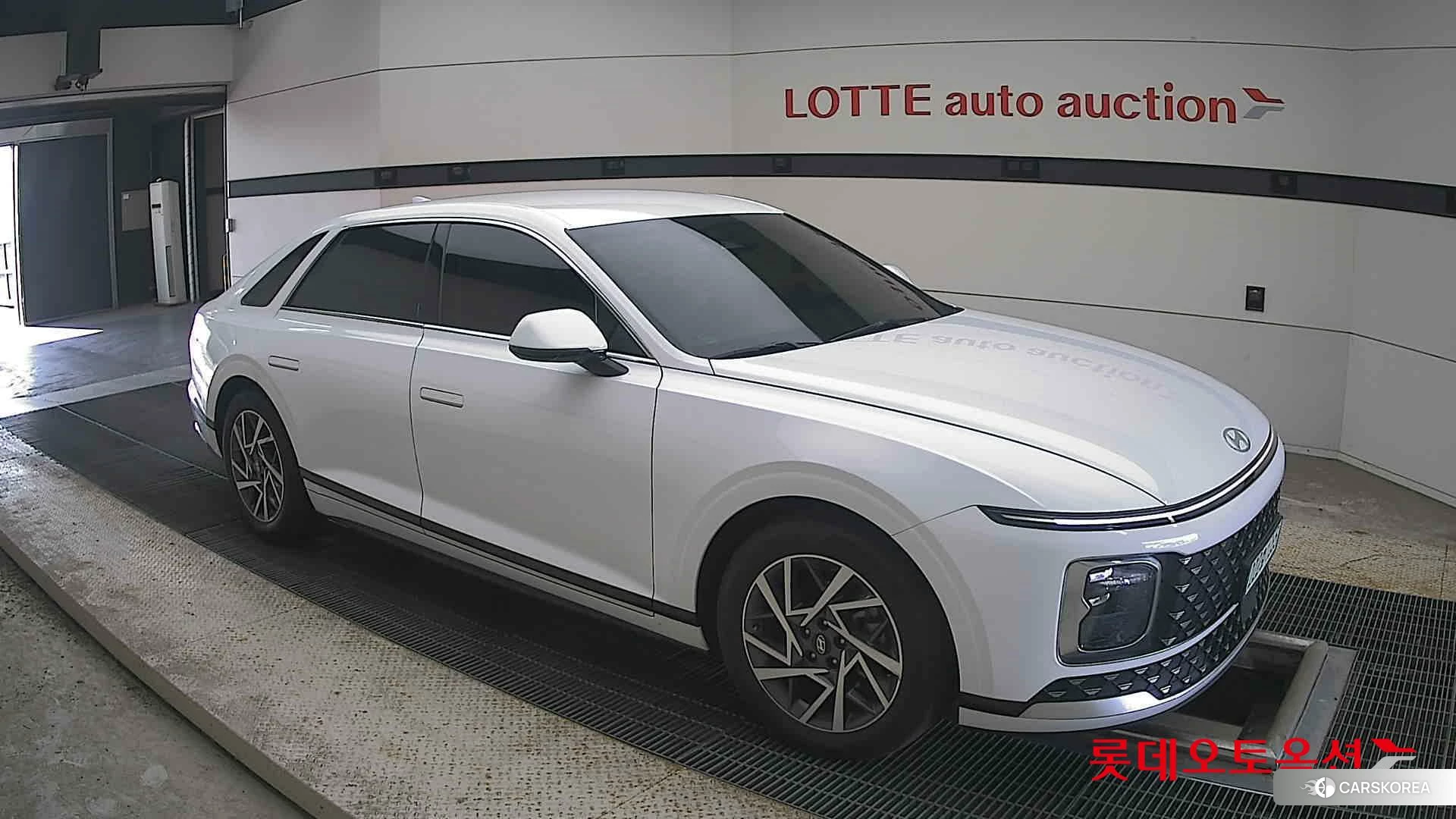 Hyundai Grandeur Hybrid id 4909165 из Кореи 7