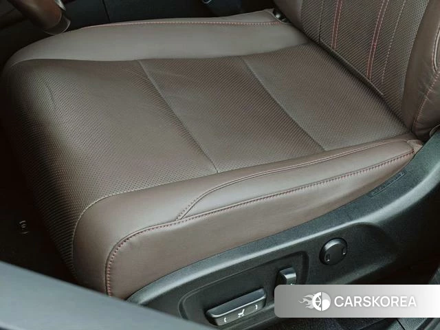 Lexus RX id 4307452 из Китая 7