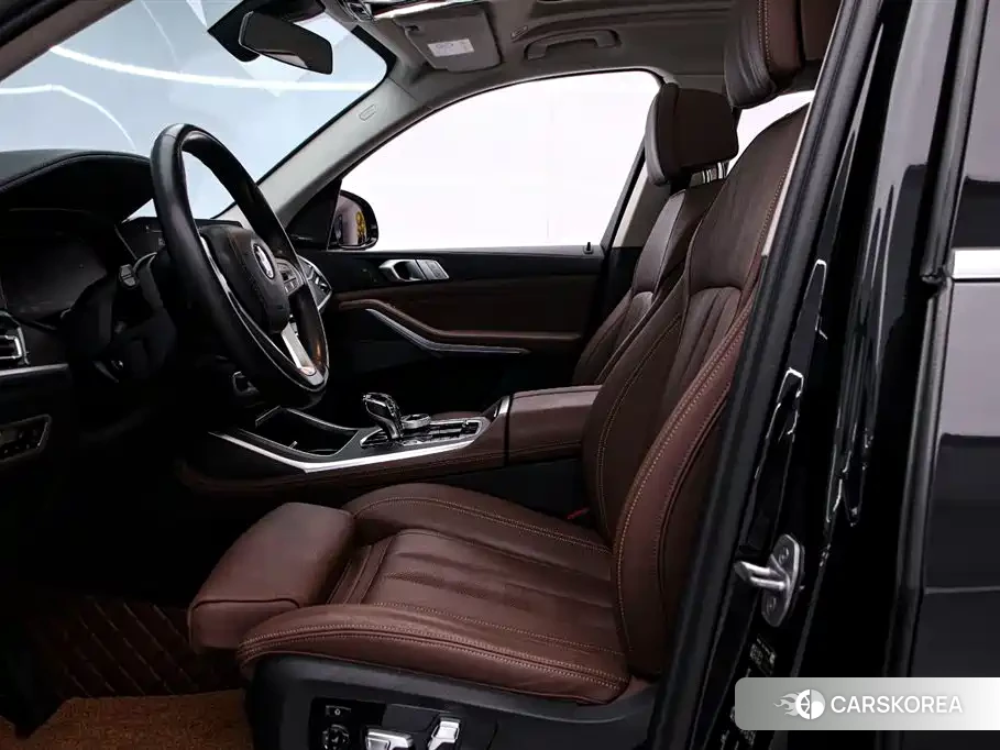 BMW X7 id 4553988 из Китая 7