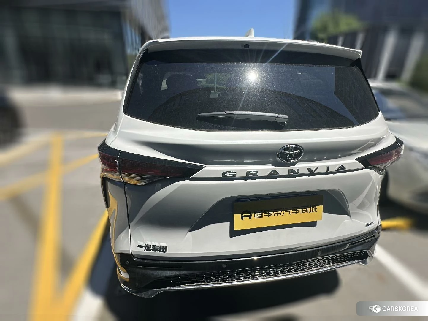 Toyota Granvia id 4504712 из Китая 7