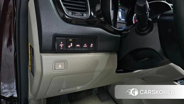 Kia The New Carnival id 4647782 из Кореи 7