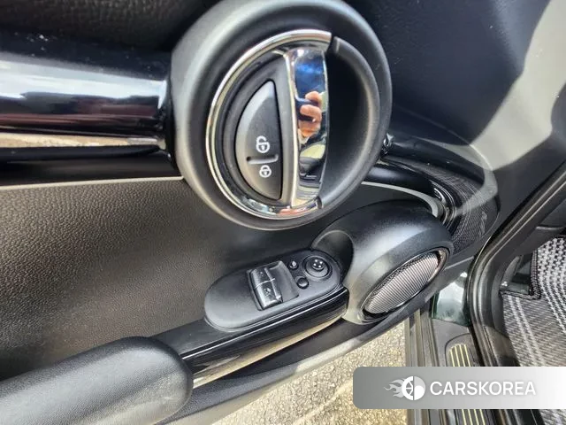 Mini Cooper S id 3372780 из Кореи 7