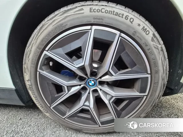 BMW i5 (G60) id 3431580 из Кореи 7