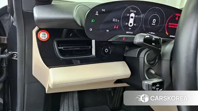 Porsche Taycan id 2999421 из Кореи 7