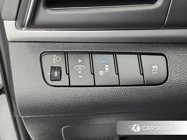 Hyundai The New Avante AD id 3879447 из Кореи 7