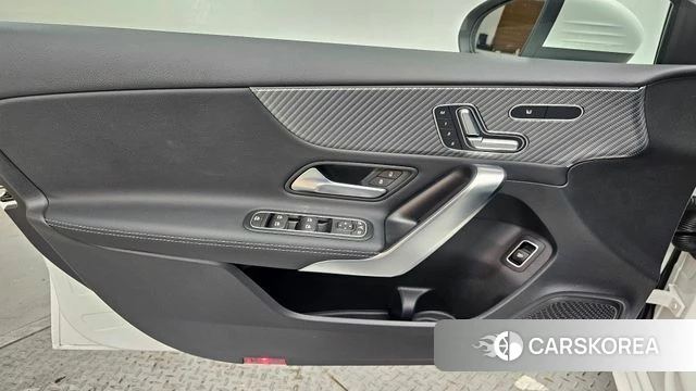 Mercedes-Benz A-Class W177 id 4329281 из Кореи 7