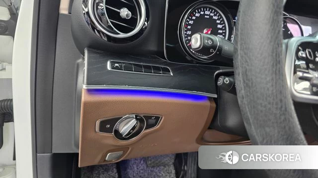 Mercedes-Benz E-Class W213 id 4551789 из Кореи 7