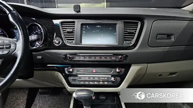 Kia The New Carnival id 3546910 из Кореи 7