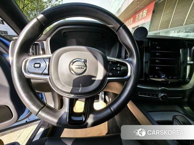 Volvo XC60 PHEV id 4242012 из Китая 7
