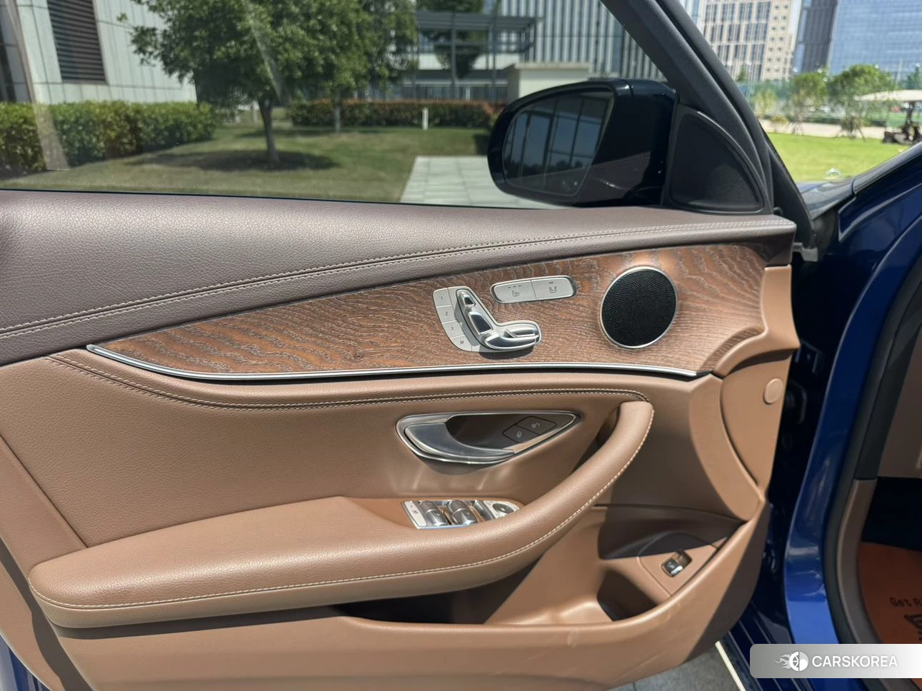 Mercedes-Benz E-class id 4405854 из Китая 7