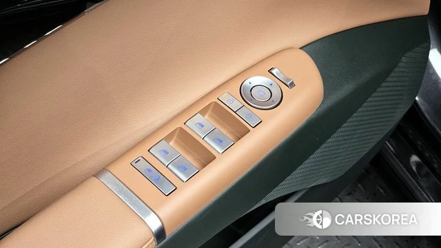 Hyundai Grandeur Hybrid (GN7) id 4222609 из Кореи 7