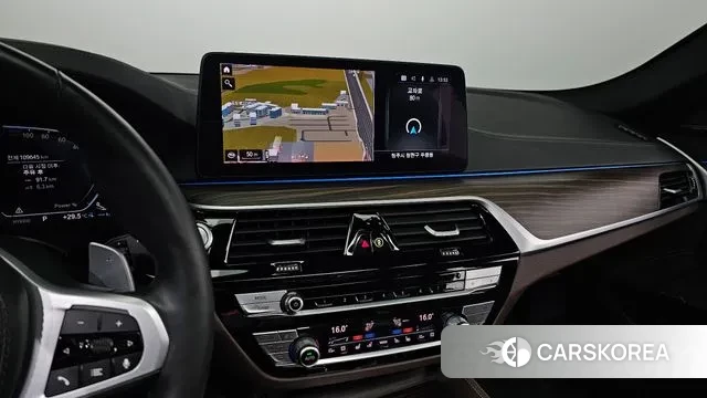 BMW 5 Series (G30) id 3155562 из Кореи 7