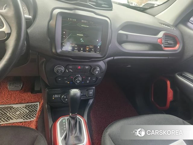 Jeep Renegade id 3917209 из Кореи 7