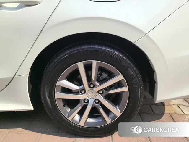 Honda Civic id 4263229 из Китая 7