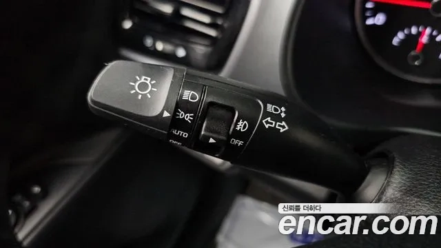 Kia Stonic id 2937391 из Кореи 7