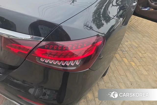 Mercedes-Benz E-class id 4277588 из Китая 7