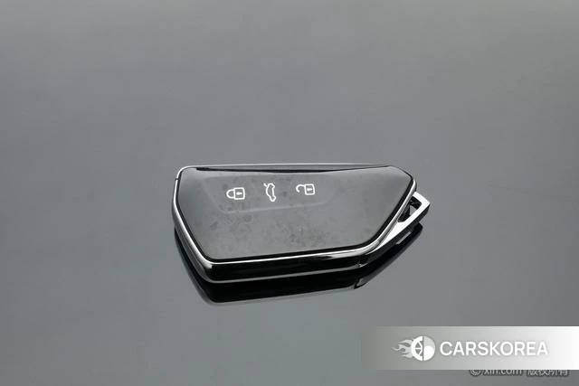 Volkswagen Tourang id 4210599 из Китая 7