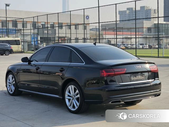 Audi A6L id 4212437 из Китая 7