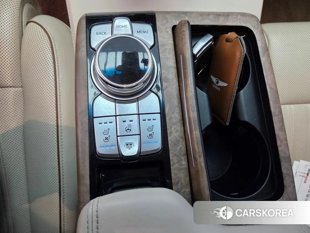 Genesis G90 id 4274946 из Кореи 7