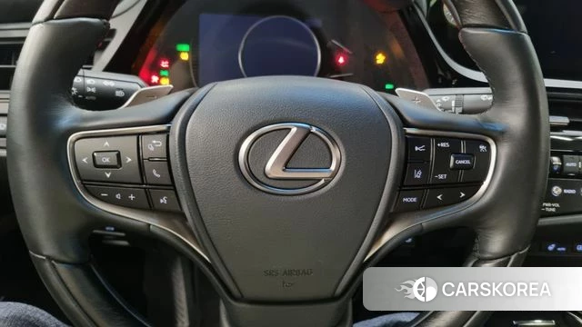 Lexus ES300h 7th generation id 3850806 из Кореи 7