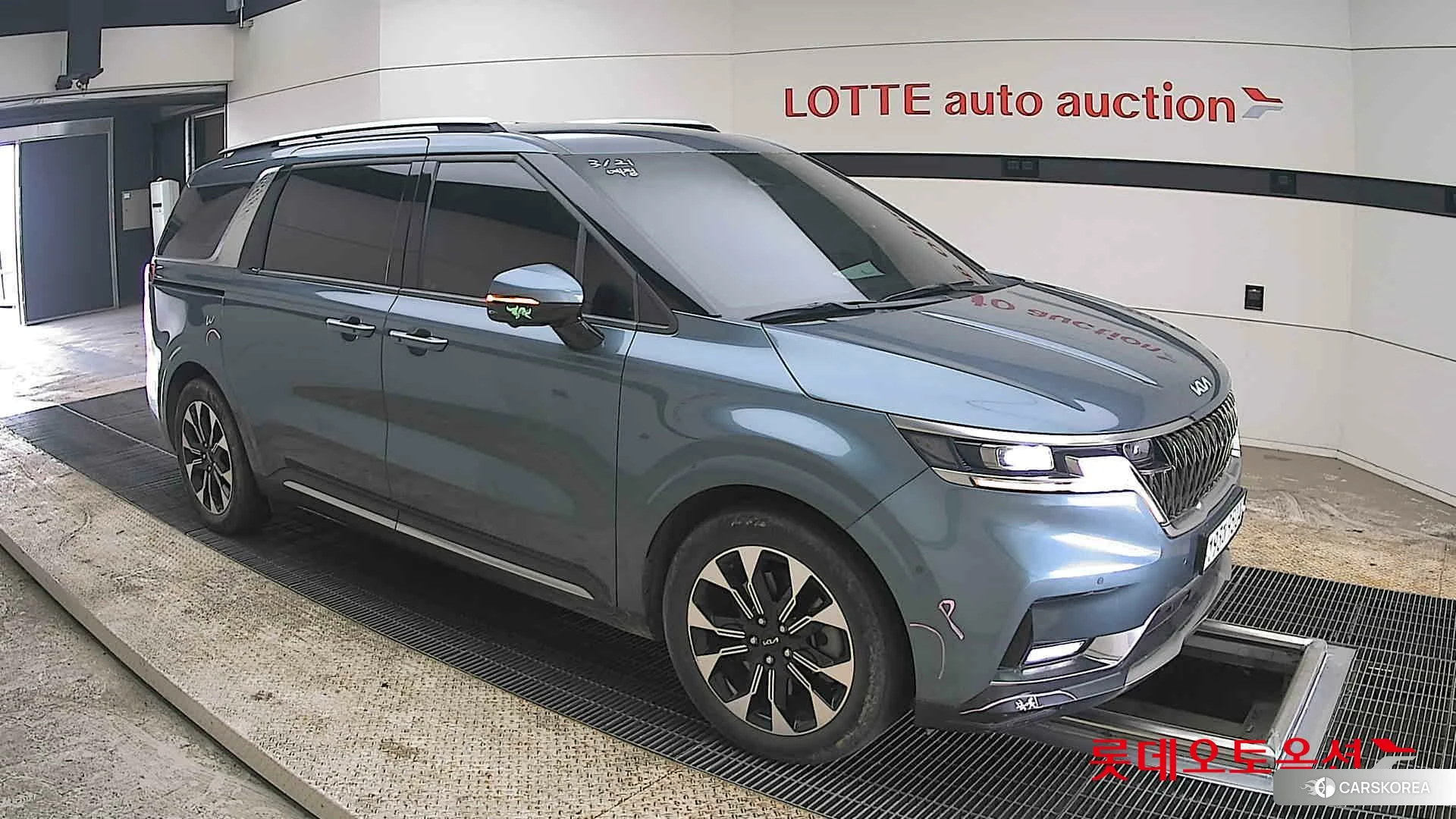 Kia Carnival id 3888400 из Кореи 7