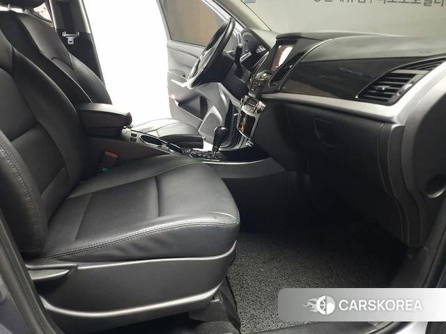 Ssangyong New Style Korando C id 3857413 из Кореи 7