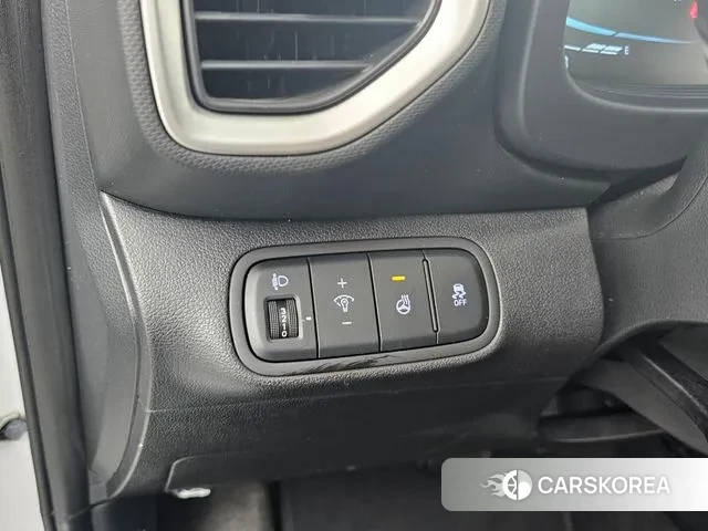 Hyundai Venue id 3383497 из Кореи 7