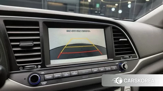 Hyundai Avante AD id 3682570 из Кореи 7