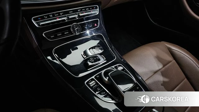 Mercedes-Benz E-Class W213 id 4595523 из Кореи 7