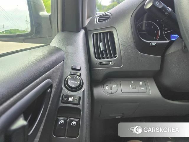 Hyundai The New Grand Starex id 4286158 из Кореи 7
