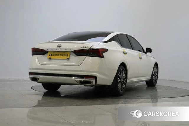 Nissan Teana id 4320928 из Китая 7