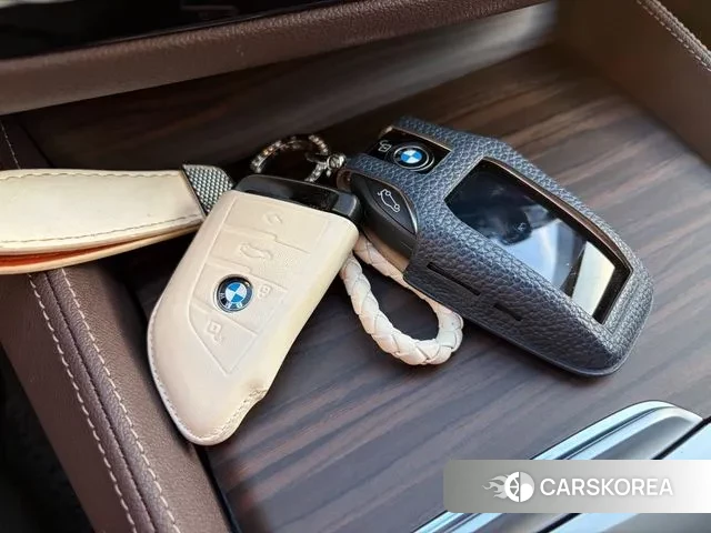 BMW 5 Series (G30) id 3565984 из Кореи 7