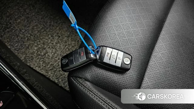 Kia Stonic id 4882755 из Кореи 7