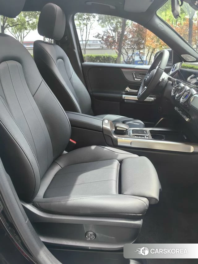 Mercedes-Benz GLB id 4257223 из Китая 7