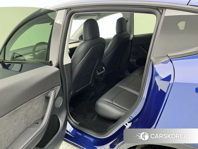 Tesla Model Y id 4213321 из Китая 7