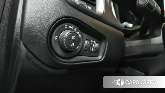 Jeep Renegade id 4389177 из Кореи 7