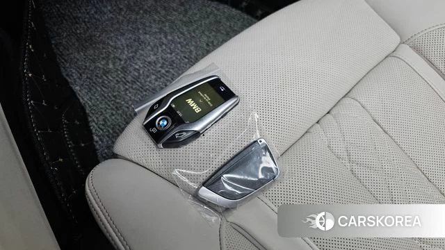 BMW 5 Series (G30) id 4918513 из Кореи 7