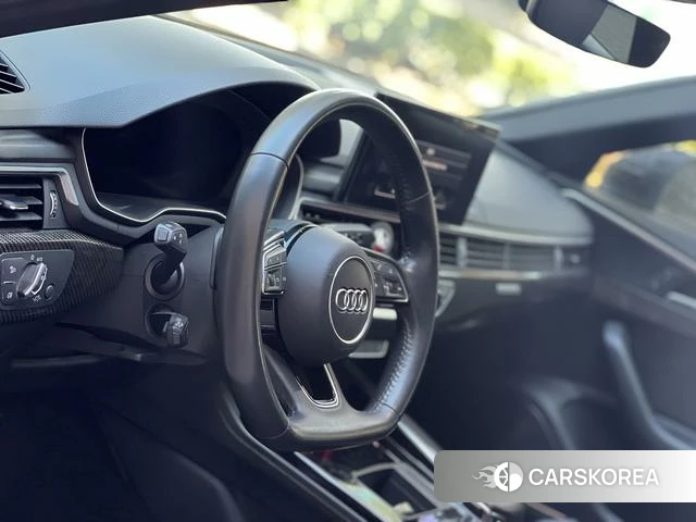 Audi A4L id 4259409 из Китая 7