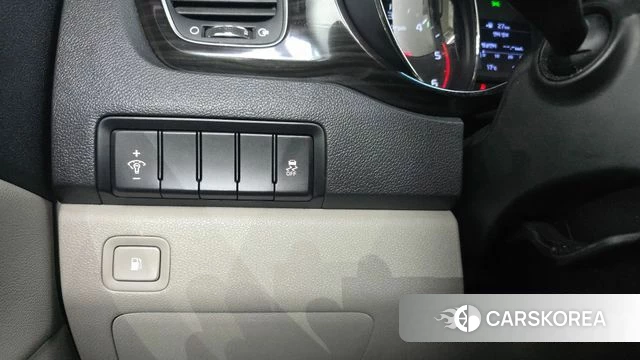 Kia The New Carnival id 4269108 из Кореи 7