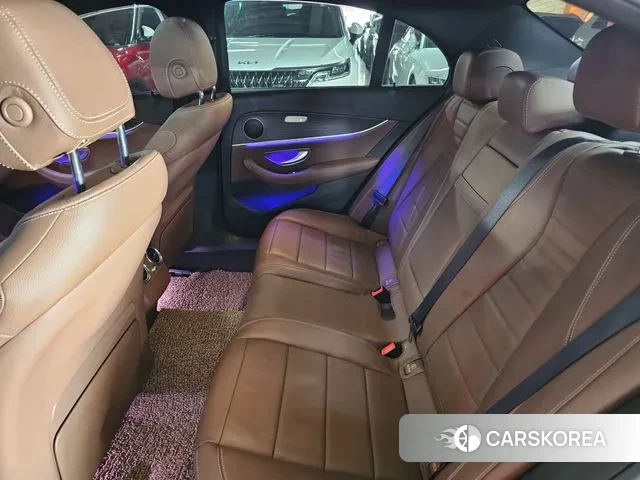 Mercedes-Benz E-Class W213 id 3488123 из Кореи 7