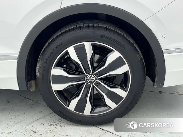 Volkswagen Tiguan L id 4272668 из Китая 7