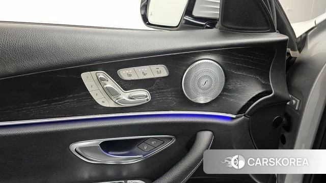 Mercedes-Benz E-Class W213 id 4269326 из Кореи 7