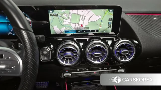 Mercedes-Benz GLA - Class H247 id 3504562 из Кореи 7