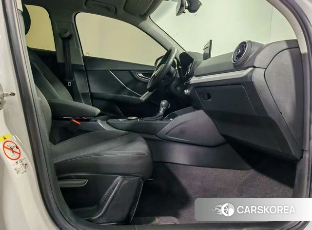 Audi Q2L id 3856332 из Китая 7